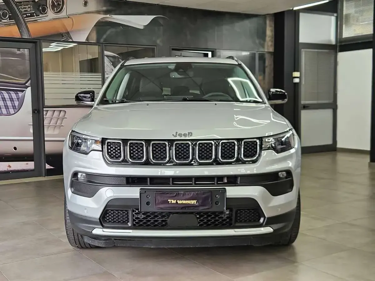 Usata Jeep Compass Limited 150 CV (110 kW) 2022 Argento SUV