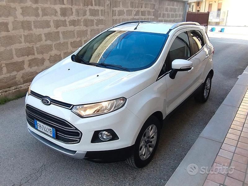 Usata Ford Ecosport Titanium 95 CV (69 kW) 2017 Bianco SUV