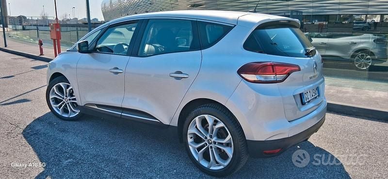 Usata Renault Scénic IV 2020 Grigio Monovolume