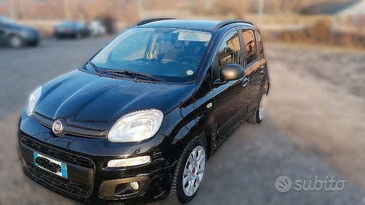 Usata Fiat Panda Lounge 80 CV (58 kW) 2016 Nero Utilitaria