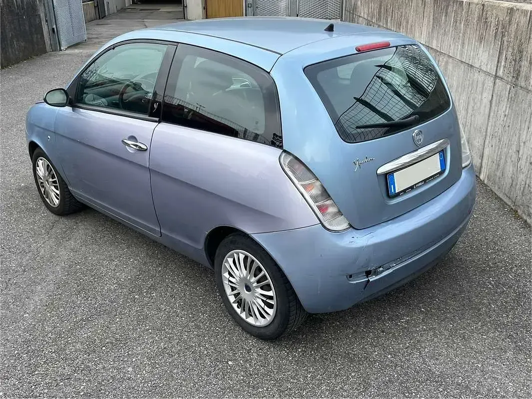 Usata Lancia Ypsilon 60 CV (44 kW) 2008 Utilitaria