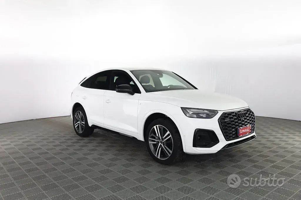 Usata Audi Q5 S-Line 204 CV (150 kW) 2024 Bianco SUV
