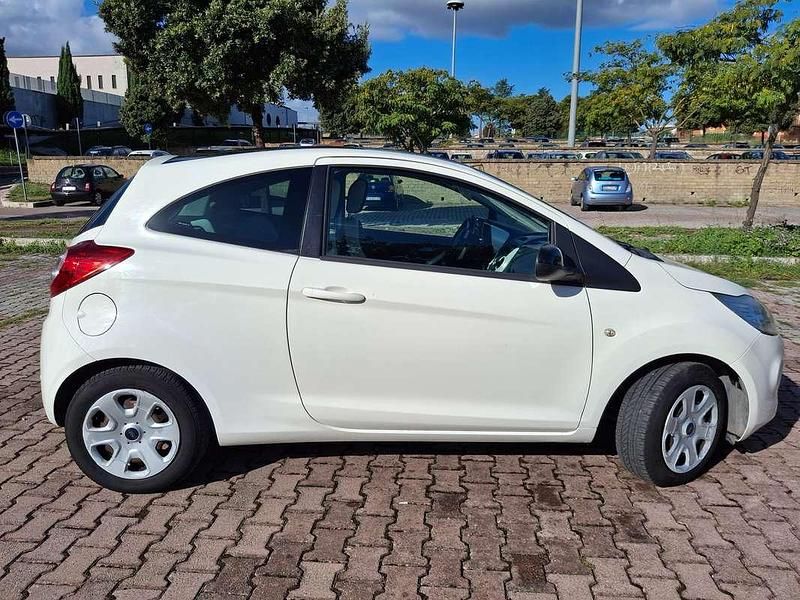 Usata Ford Ka Titanium 69 CV (50 kW) 2015 Utilitaria