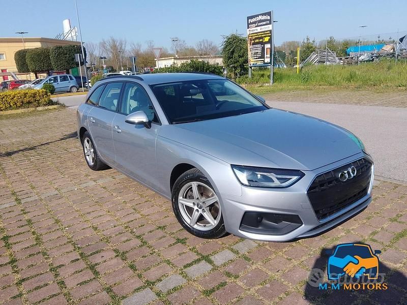 Usata Audi A4 Business 163 CV (119 kW) 2020 Grigio Station wagon