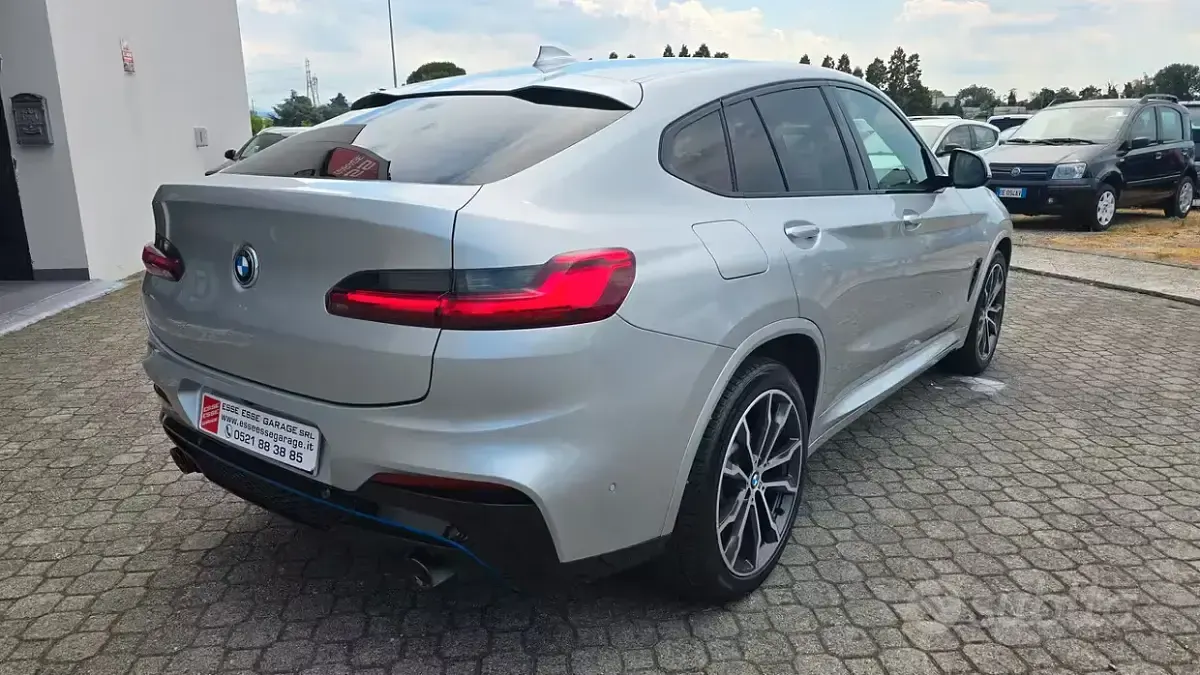 Usata BMW X4 M Sport 190 CV (139 kW) 2020 Grigio SUV