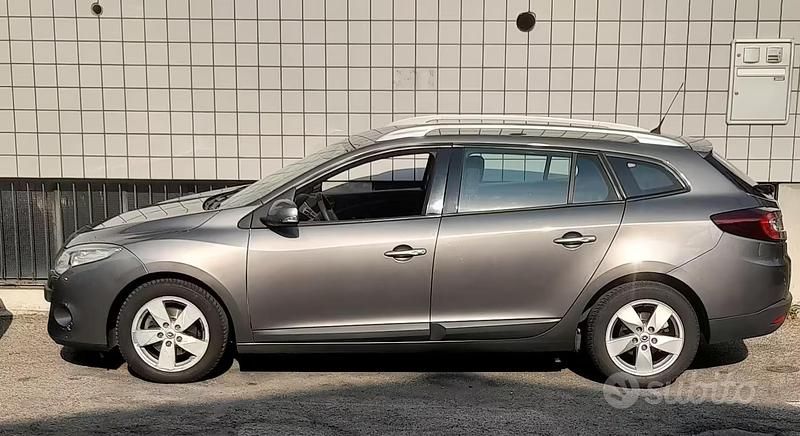 Usata Renault Mégane III 110 CV (80 kW) 2011 Berlina