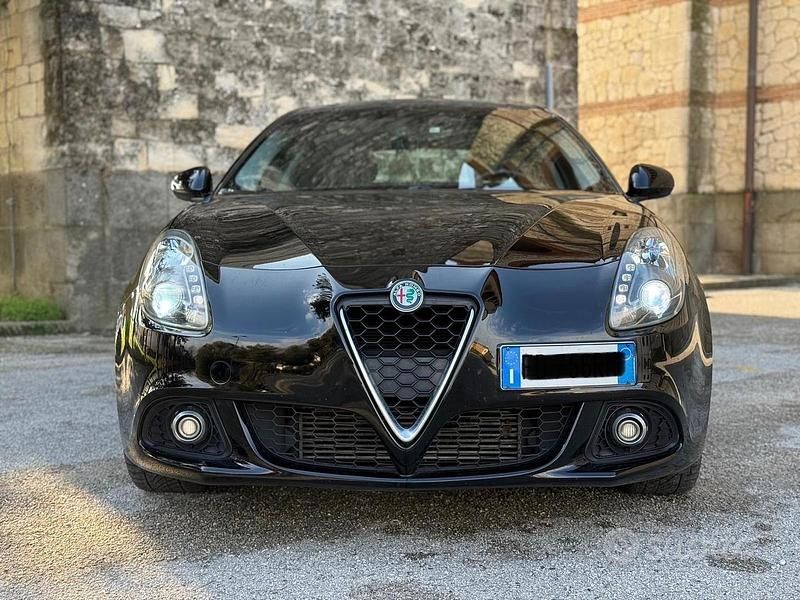 Usata Alfa Romeo Giulietta Progression 120 CV (88 kW) 2016 Nero Utilitaria