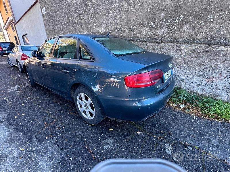 Usata Audi A4 170 CV (125 kW) 2009 Grigio Berlina