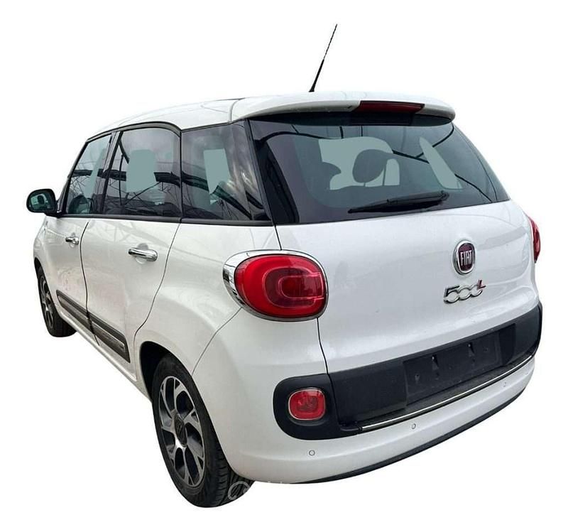 Usata Fiat 500L Lounge 95 CV (69 kW) 2016 Bianco Monovolume