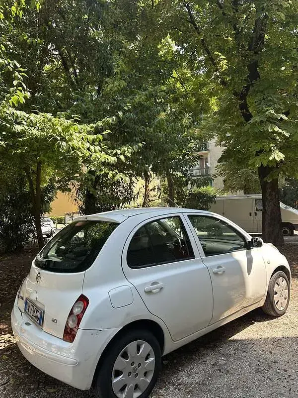 Usata Nissan Micra Visia 65 CV (47 kW) 2005 Berlina
