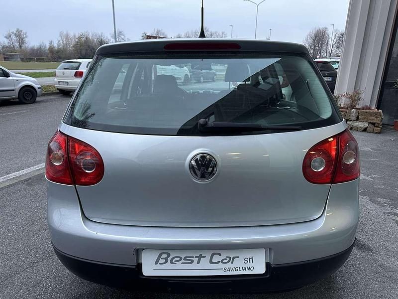 Usata VW Golf V Sportline 105 CV (77 kW) 2007 Grigio metalizzato Berlina