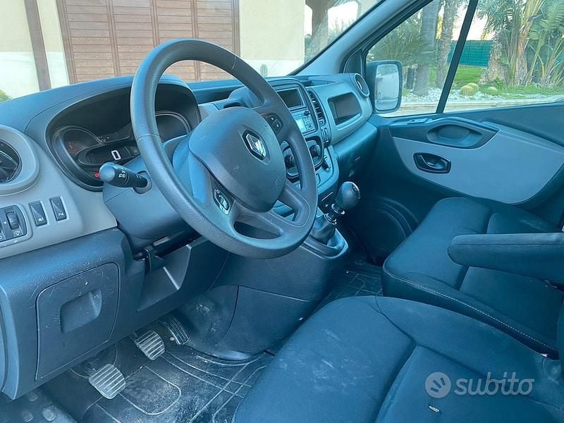 Usata Renault Trafic 121 CV (88 kW) 2018 Bianco Monovolume