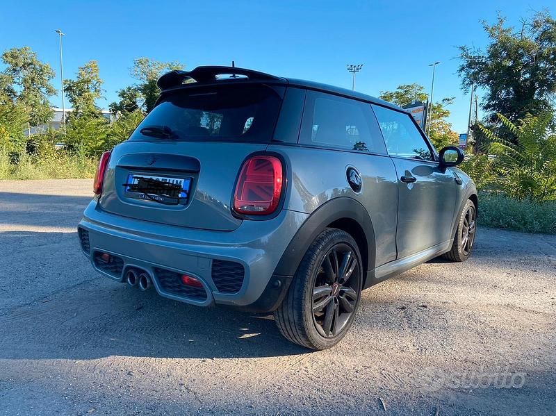 Usata Mini John Cooper Works 102 CV (75 kW) 2017 Grigio Utilitaria