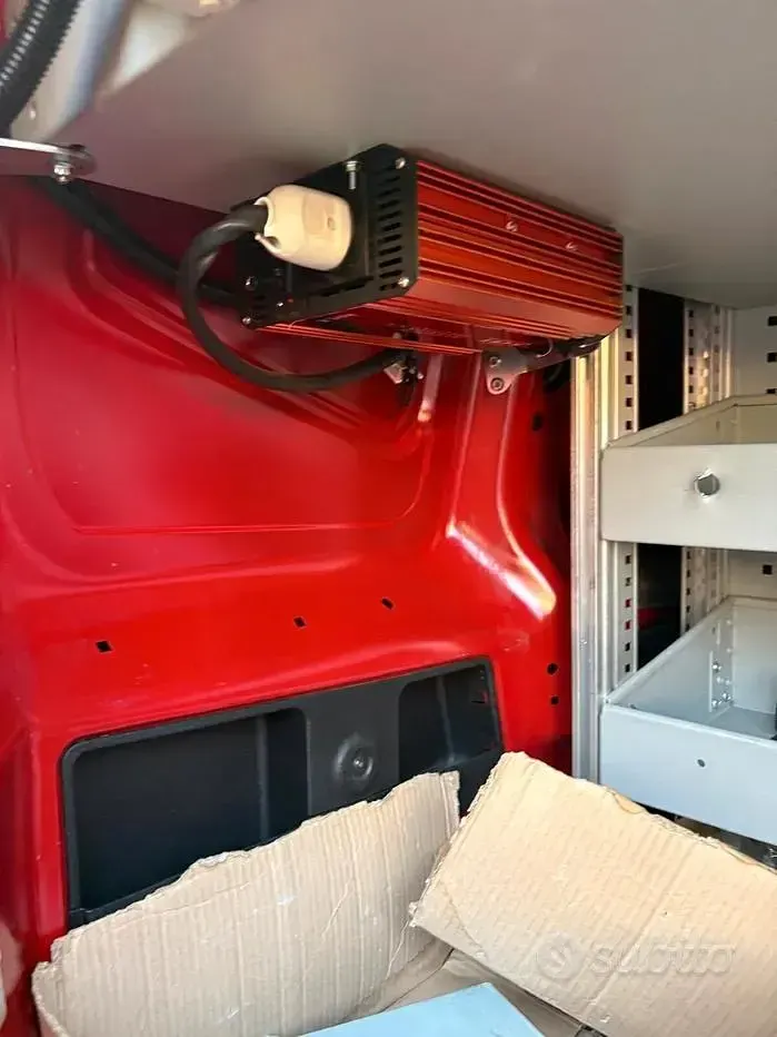 Usata Fiat Fiorino 95 CV (69 kW) 2018 Rosso Monovolume