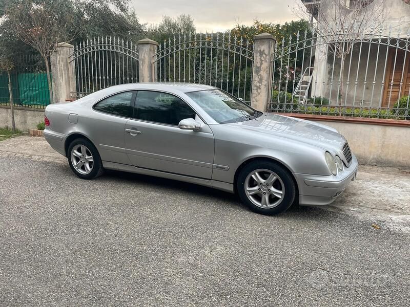 Usata Mercedes CLK200 192 CV (141 kW) 2000 Grigio Coupé