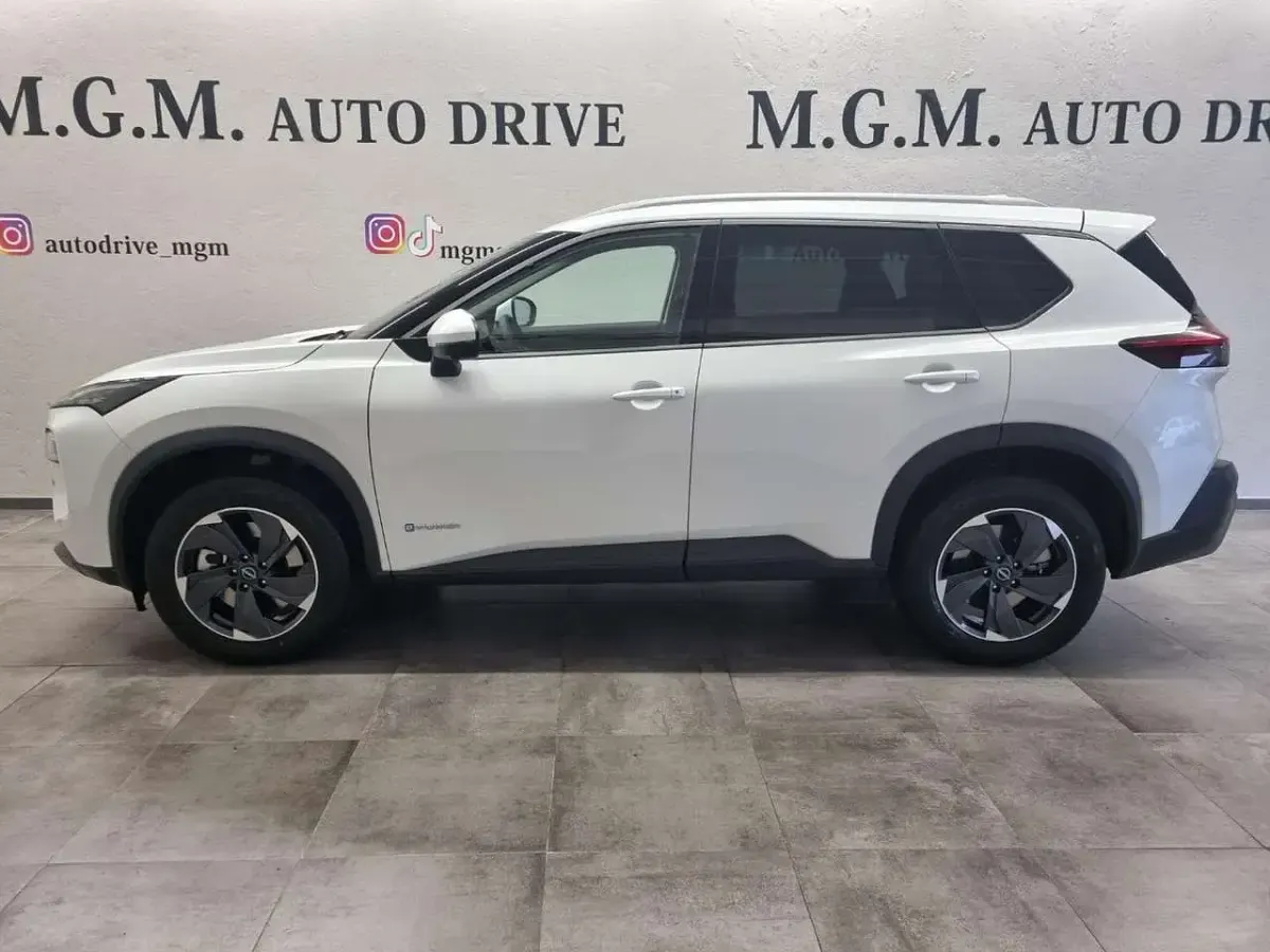 Gebraucht Nissan X-Trail N-Connecta 158 PS (116 kW) 2025 Weiß SUV
