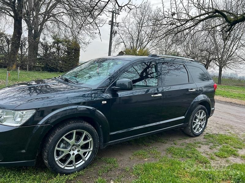 Usata Fiat Freemont 170 CV (125 kW) 2013 Nero SUV