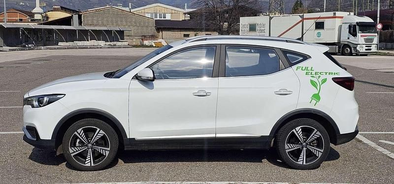 Usata MG ZS Exclusive 130 kW (177 CV) 2021 Bianco SUV