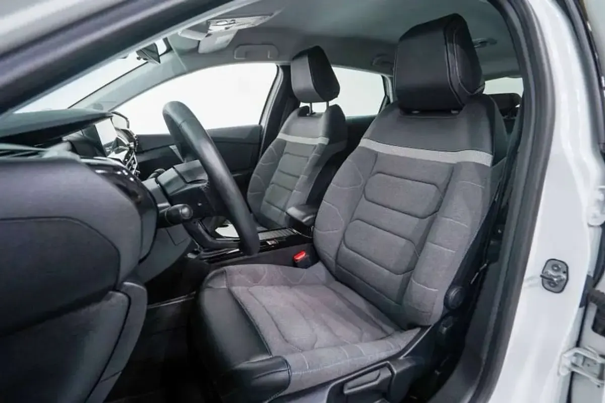 Usata Citroën C4 PureTech 131 CV (96 kW) 2024 Bianco SUV