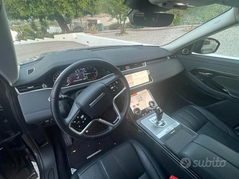Usata Land Rover Range Rover evoque 200 CV (147 kW) 2023 Grigio SUV