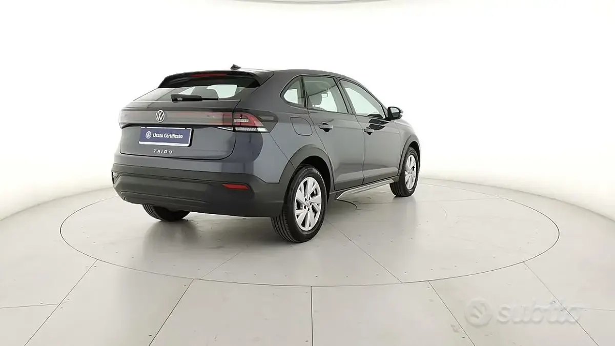 Usata VW Taigo Life 110 CV (80 kW) 2024 Grigio SUV