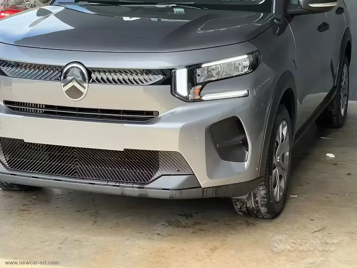 Nuova Citroën C3 PureTech 101 CV (74 kW) 2026 Grigio SUV