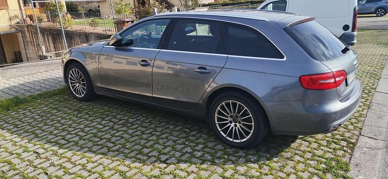 Usata Audi A4 Ambiente 120 CV (88 kW) 2013 Nero Station wagon