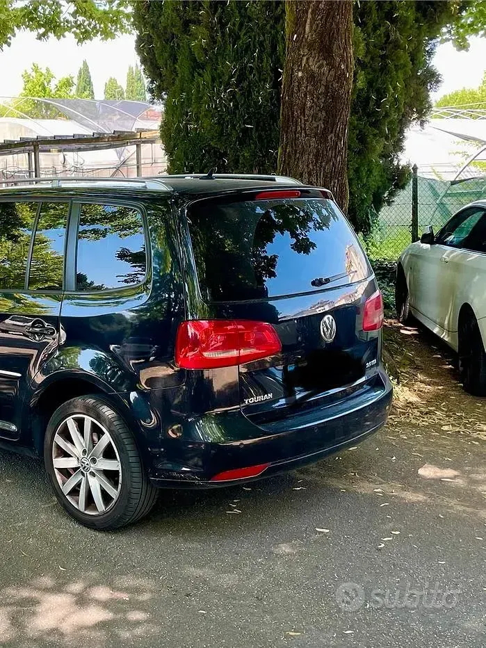 Usata VW Touran Highline 140 CV (102 kW) 2011 Nero Monovolume