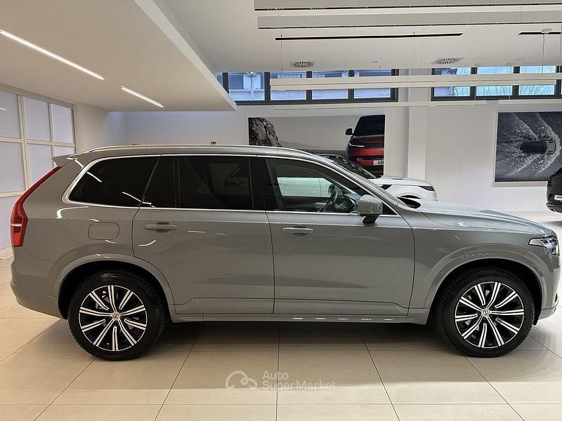 Usata Volvo XC90 Core 235 CV (172 kW) 2024 Grigio SUV