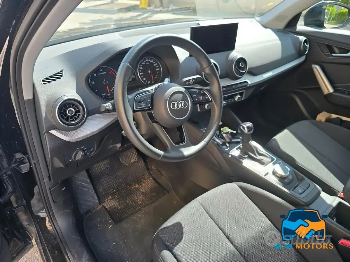 Gebraucht Audi Q2 Advanced 116 PS (85 kW) 2023 Schwarz SUV
