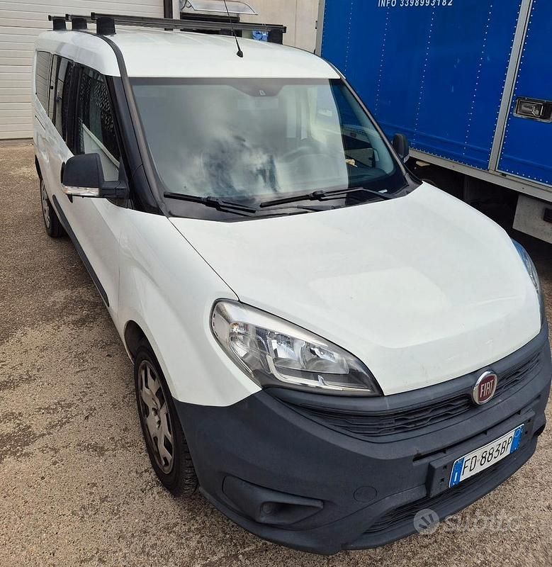 Usata Fiat Doblò 90 CV (66 kW) 2016 Bianco Monovolume