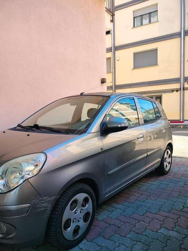 Usata Kia Picanto 63 CV (46 kW) 2008 Grigio Utilitaria