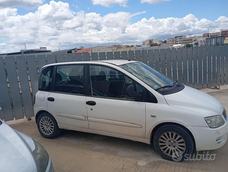 Usata Fiat Multipla 116 CV (85 kW) 2008 Bianco Monovolume