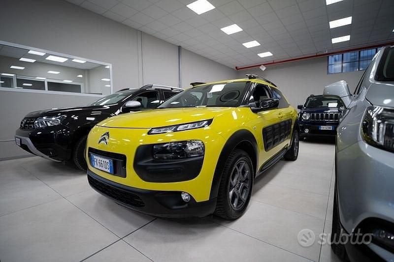 Usata 2017 Citroën C4 Shine SUV | 8900 € (Ottimo prezzo) - Immagine 1/4