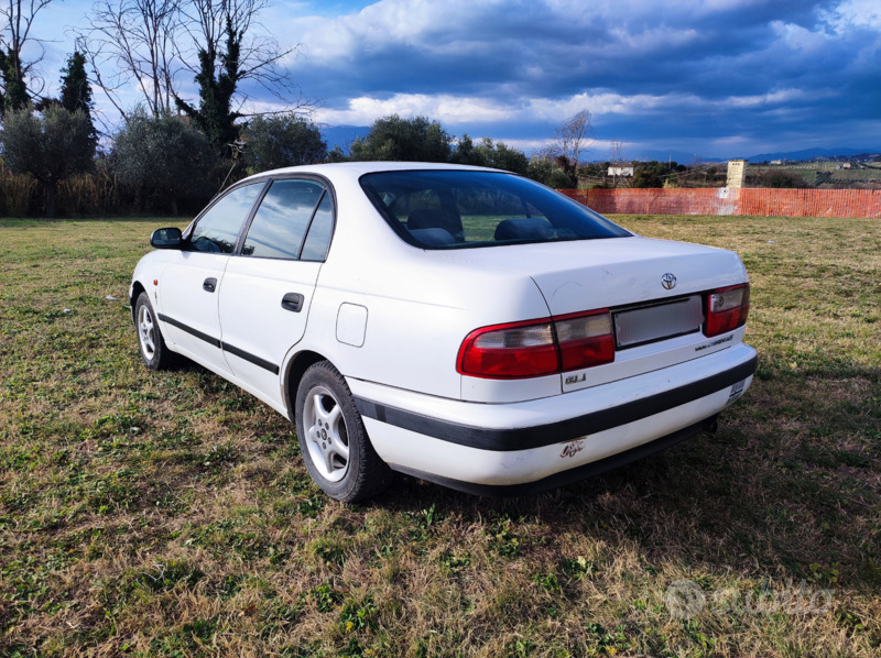 Usato 1994 Toyota Carina 1.6 Benzin 116 CV (2.000 €)