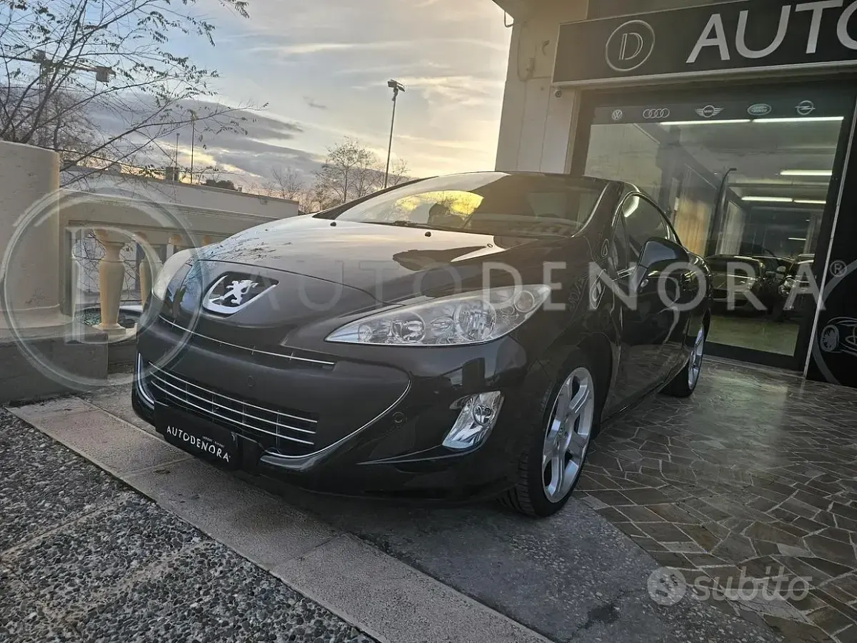 Usata Peugeot 308 CC 150 CV (110 kW) 2009 Nero Cabrio