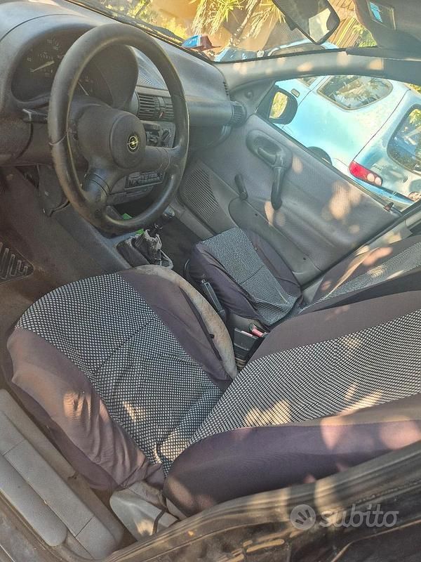 Usata Opel Corsa Swing 1995 Berlina