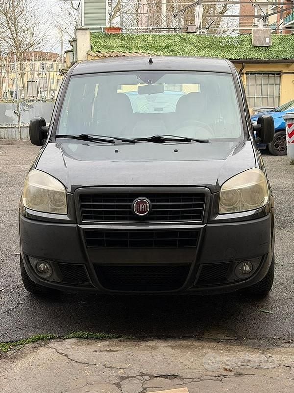 Usata Fiat Doblò 2008 Grigio Monovolume