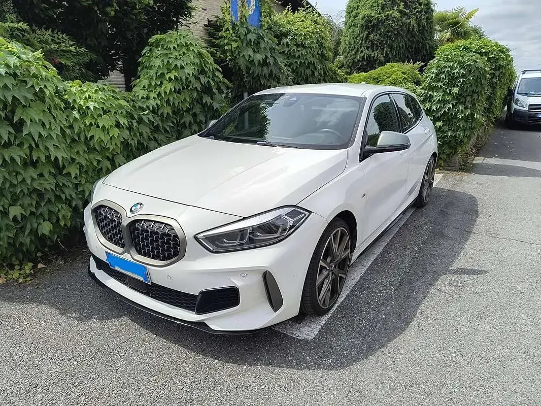 Usata BMW M135 306 CV (225 kW) 2021 Bianco Utilitaria