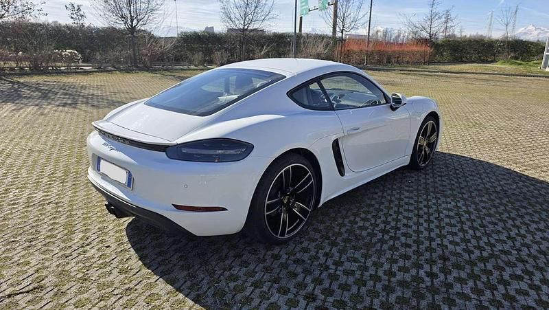 Usata Porsche 718 300 CV (220 kW) 2018