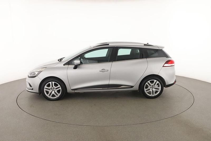 Käytetty Renault Clio IV Zen 90 HP (66 kW) 2017 Hopea