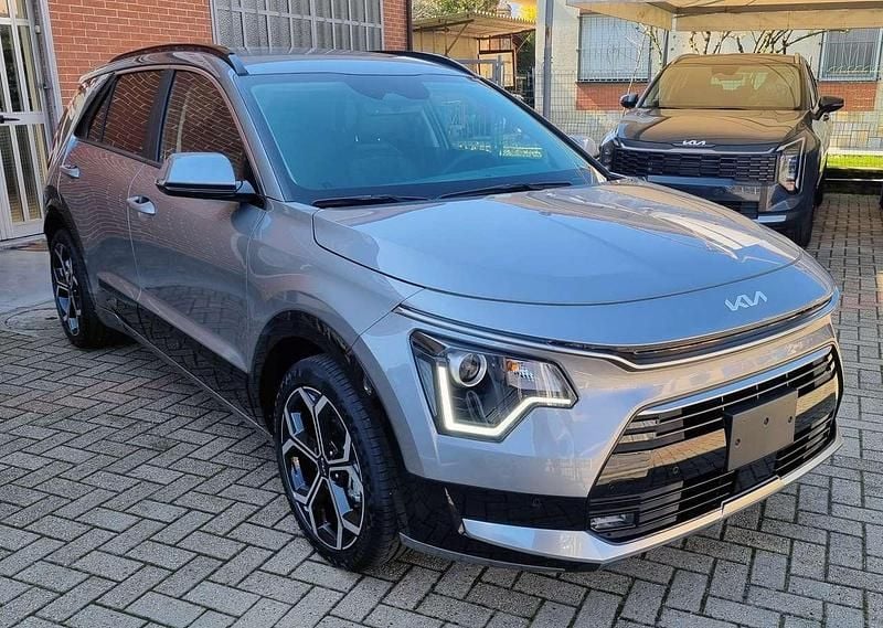Nuova Kia Niro Style 131 CV (96 kW) 2026 Grigio SUV