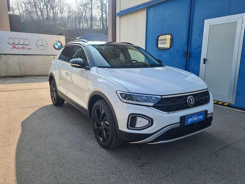 Nuova VW T-Roc Sportline 150 CV (110 kW) 2025 Pure white tetto nero SUV