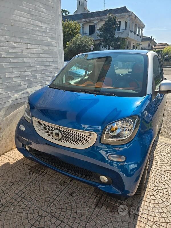 Usata Smart ForTwo Coupé 71 CV (52 kW) 2015 Utilitaria