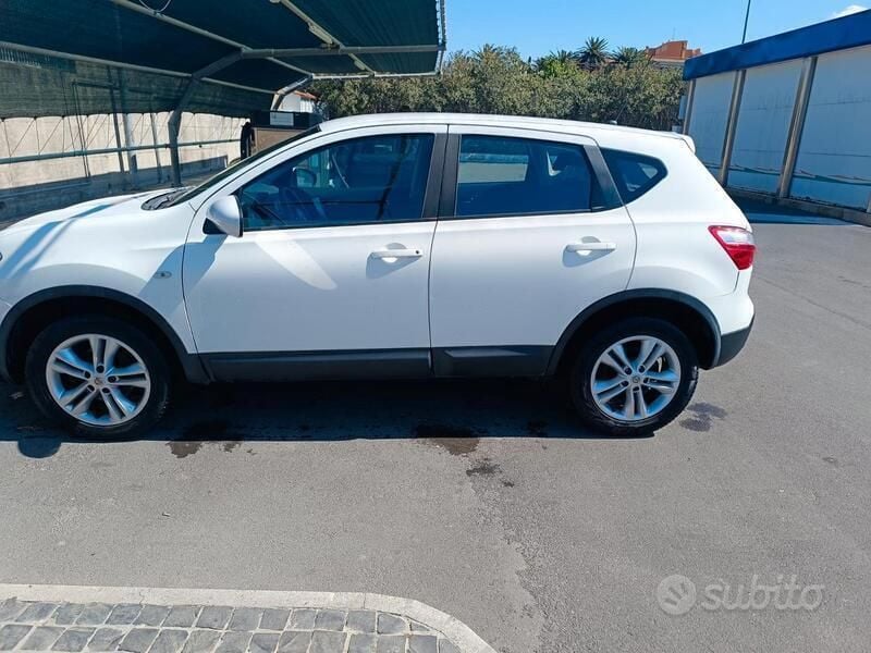 Usata Nissan Qashqai 117 CV (86 kW) 2013 Bianco SUV