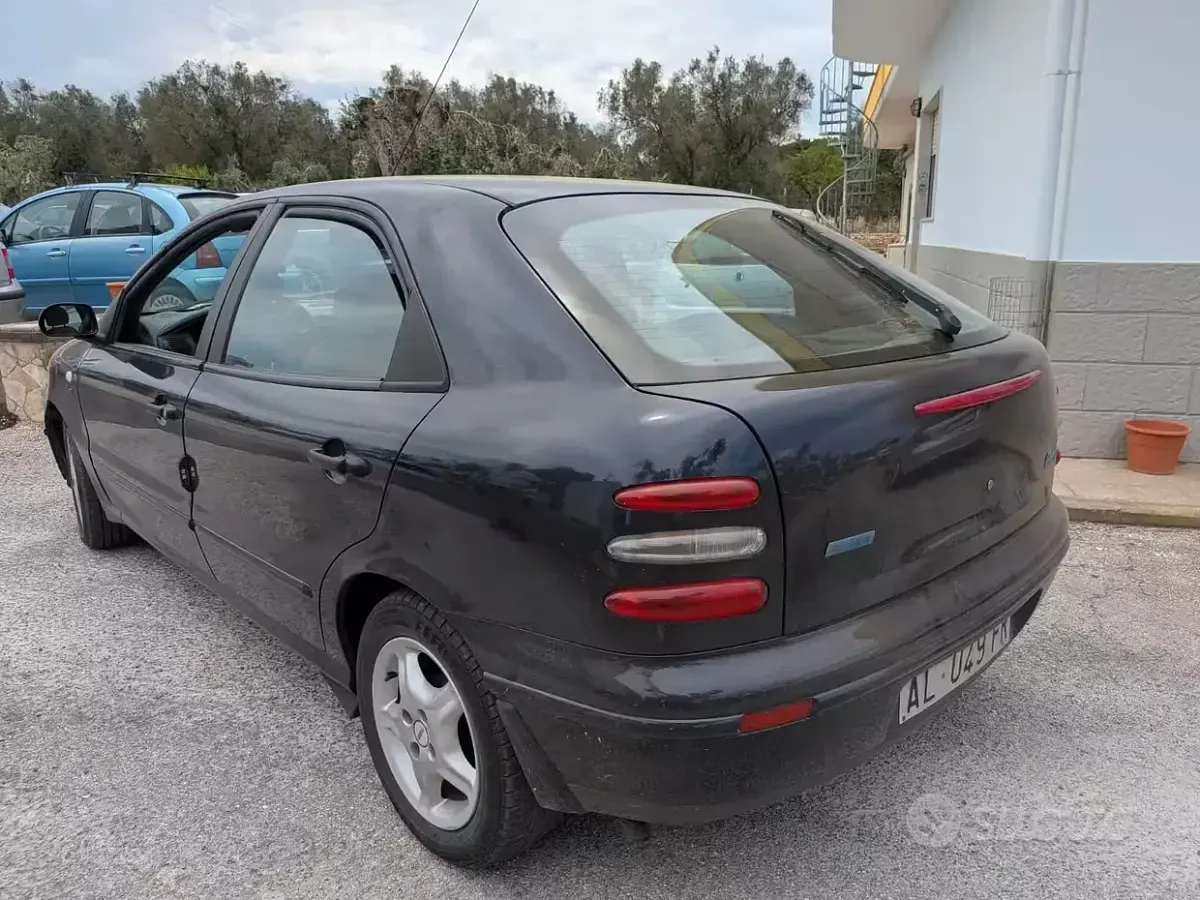 Usata Fiat Brava 80 CV (58 kW) 1996 Blu Utilitaria