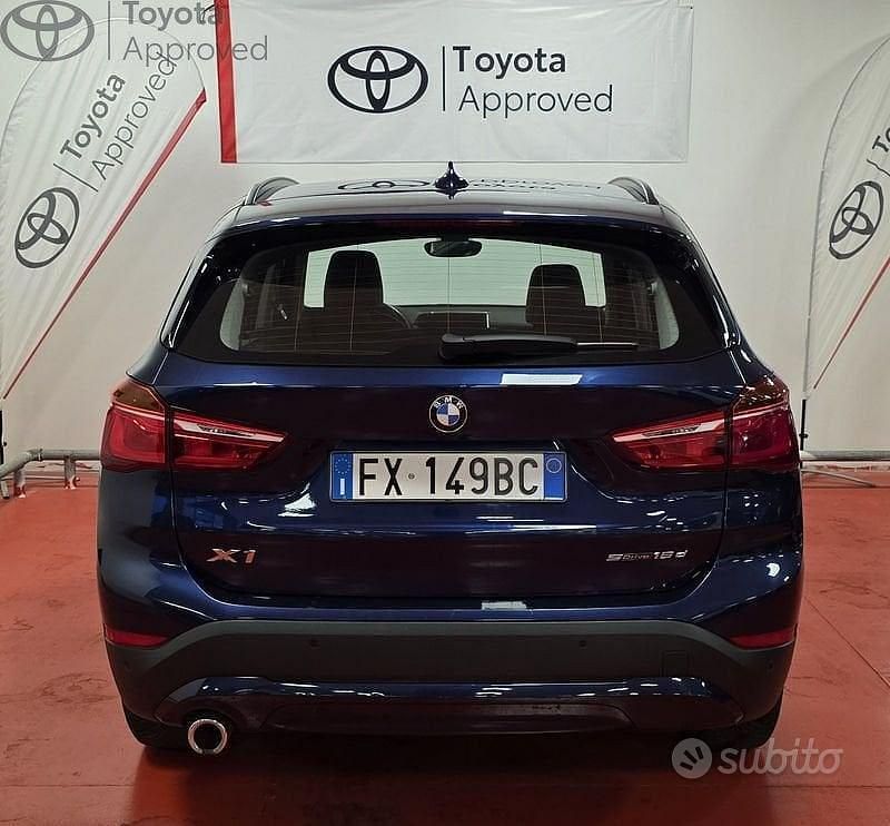 Usado BMW X1 116 HP (85 kW) 2019 Azul SUV
