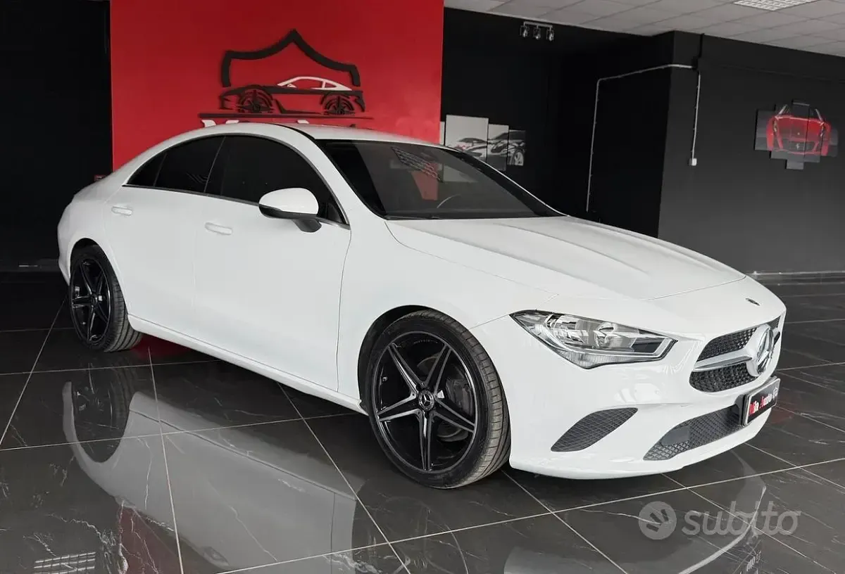 Usata Mercedes CLA200 150 CV (110 kW) 2021 Bianco Coupé