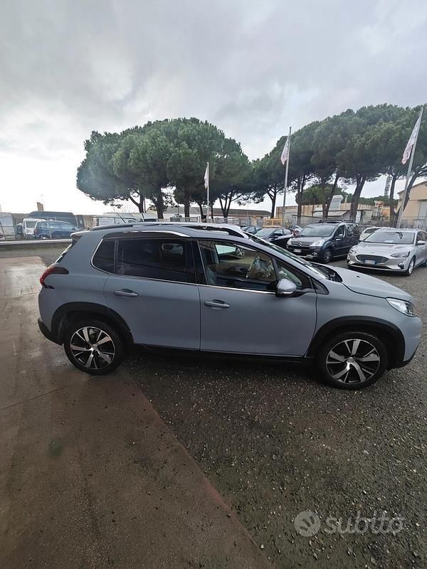 Usata Peugeot 2008 Allure 99 CV (72 kW) 2016 Grigio SUV