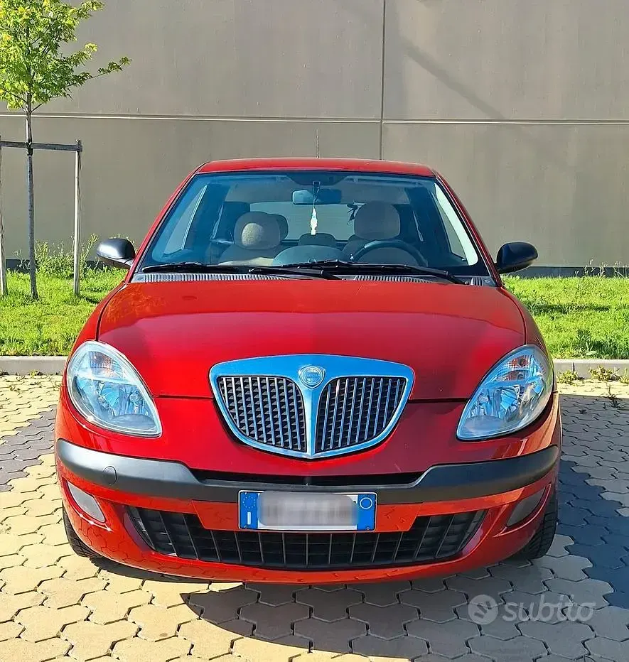 Usata Lancia Ypsilon 60 CV (44 kW) 2006 Rosso Utilitaria